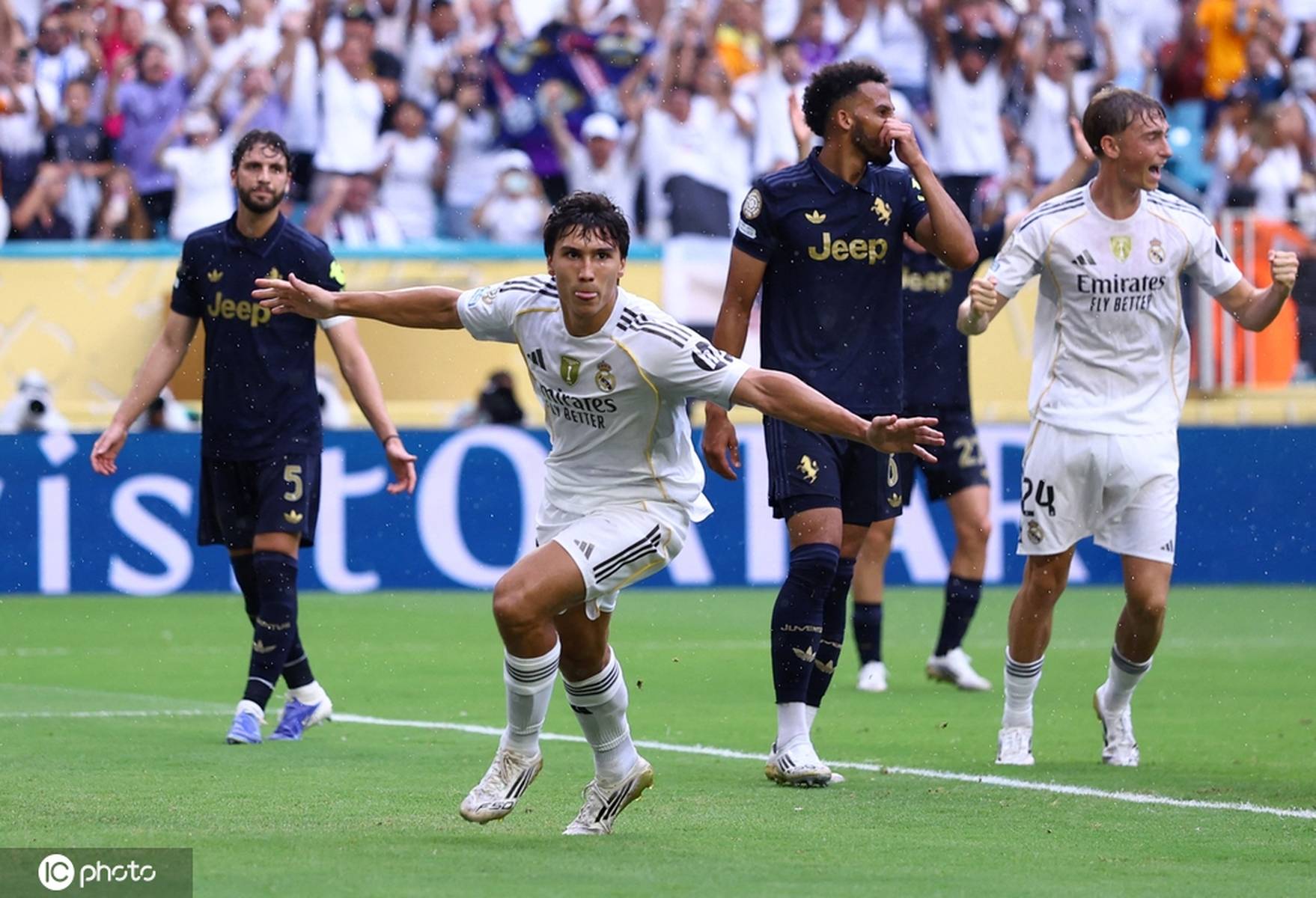 马德里竞技翻盘尤文,德容打破历史纪录的简单介绍 马德里竞技翻盘尤文,德容打破历史纪录的简单介绍