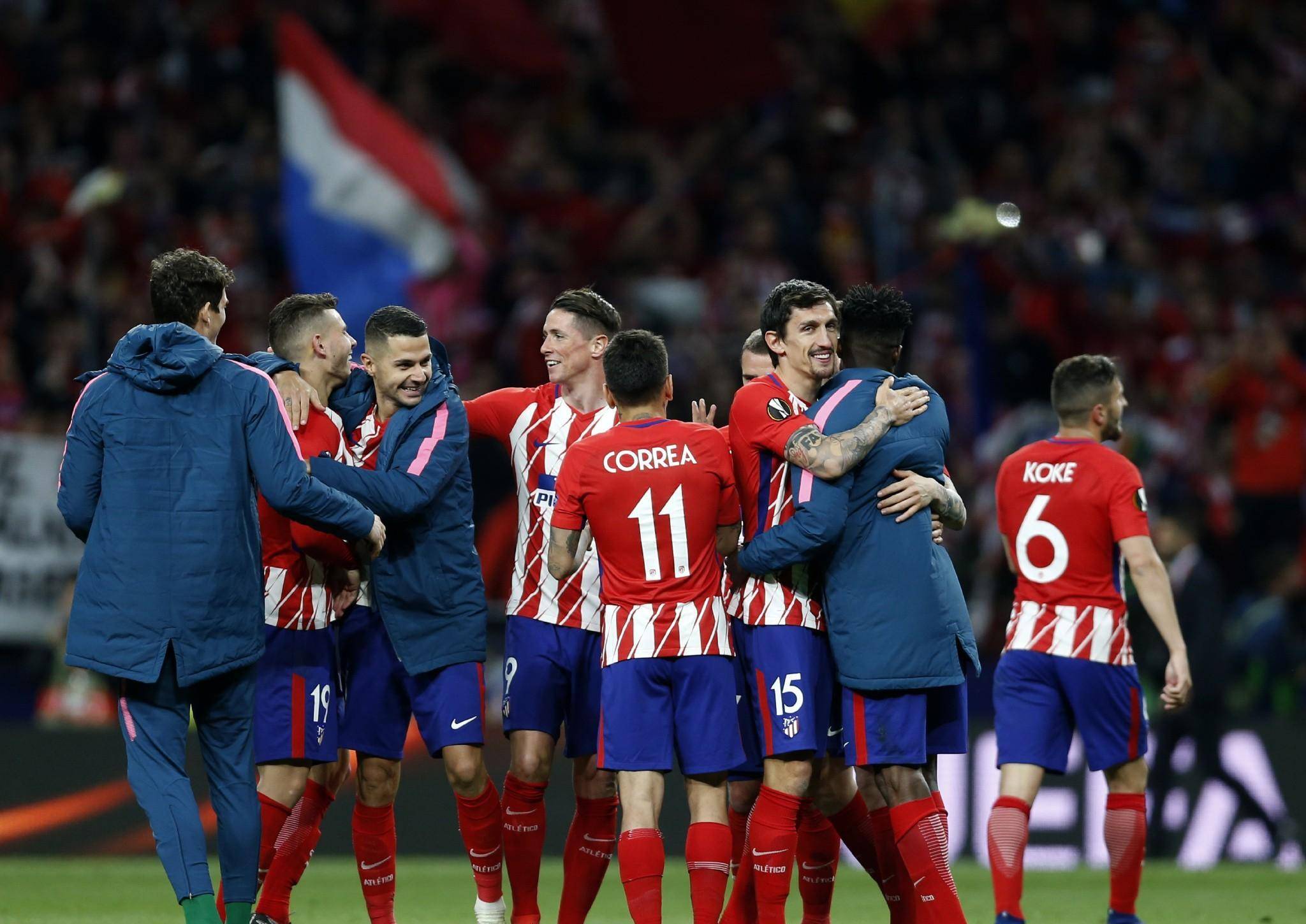 塞维利亚鏖战利物浦，基米希扛起全队