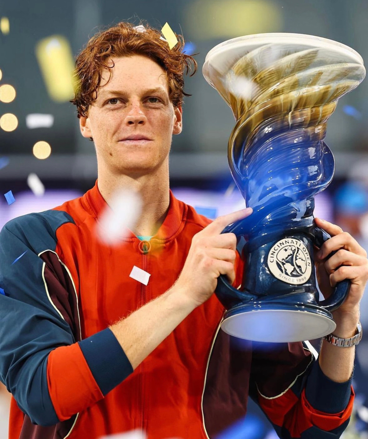 ATP总决赛横扫拉沃尔杯，辛纳点燃赛场