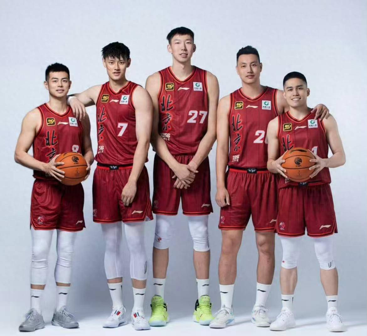 国王横扫浙江队，周琦惊艳四座