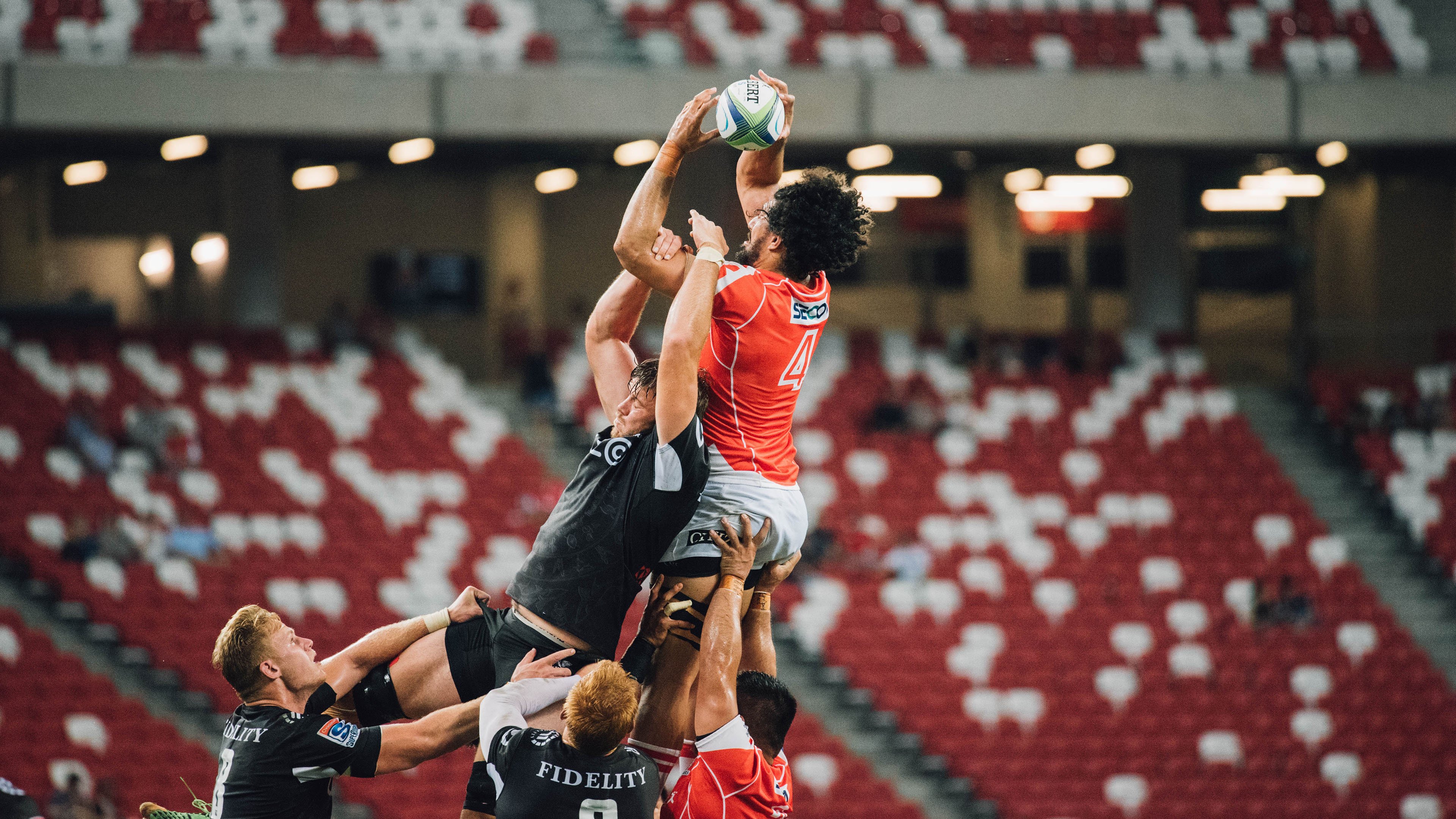 今夜,只有他配得上舞台,西决生死战,霍勒迪的冷锋与风暴