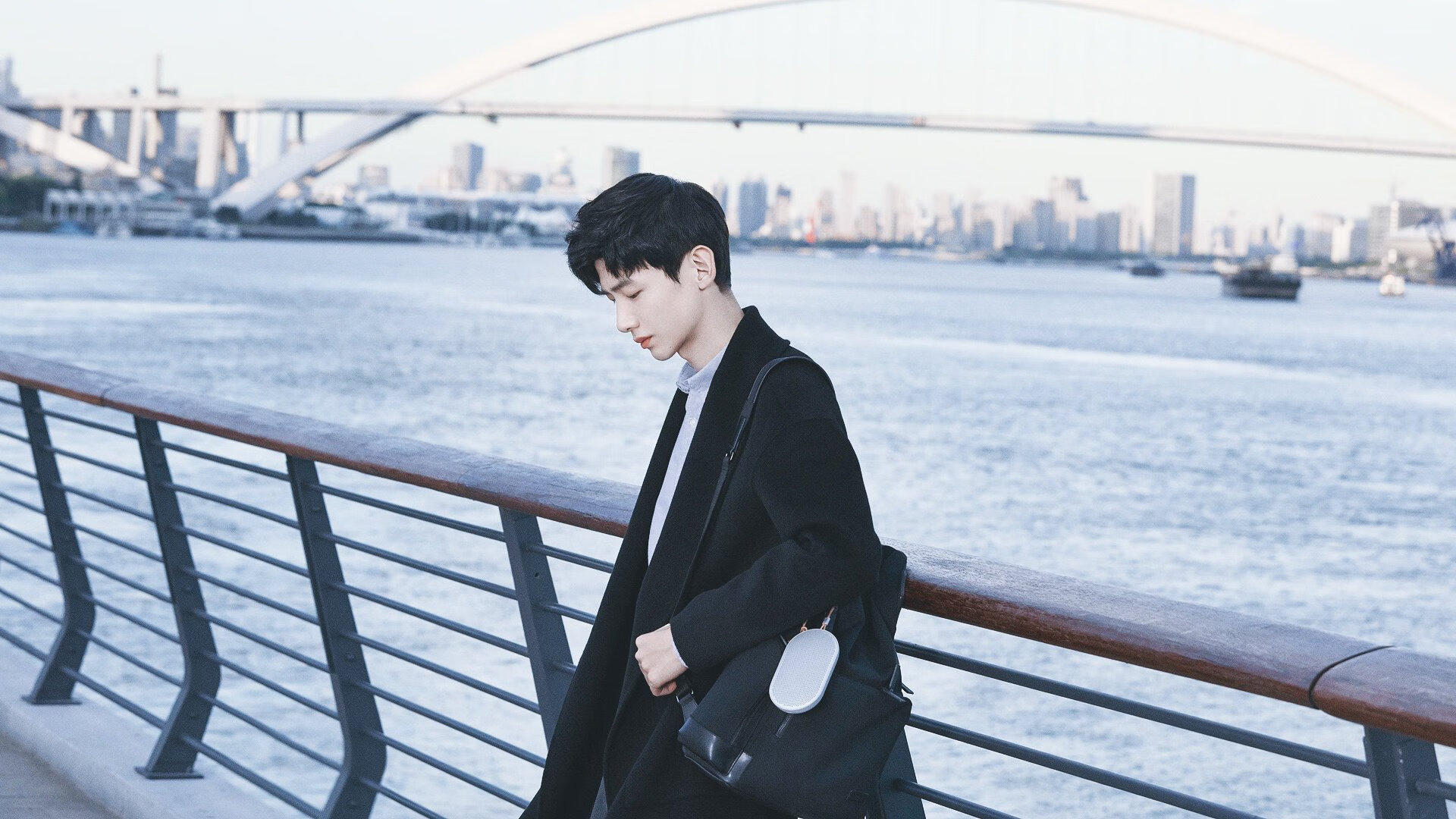 北欧琴弦与爱琴海礁石的对抗,当节奏大师的意志融入挪威的寒夜