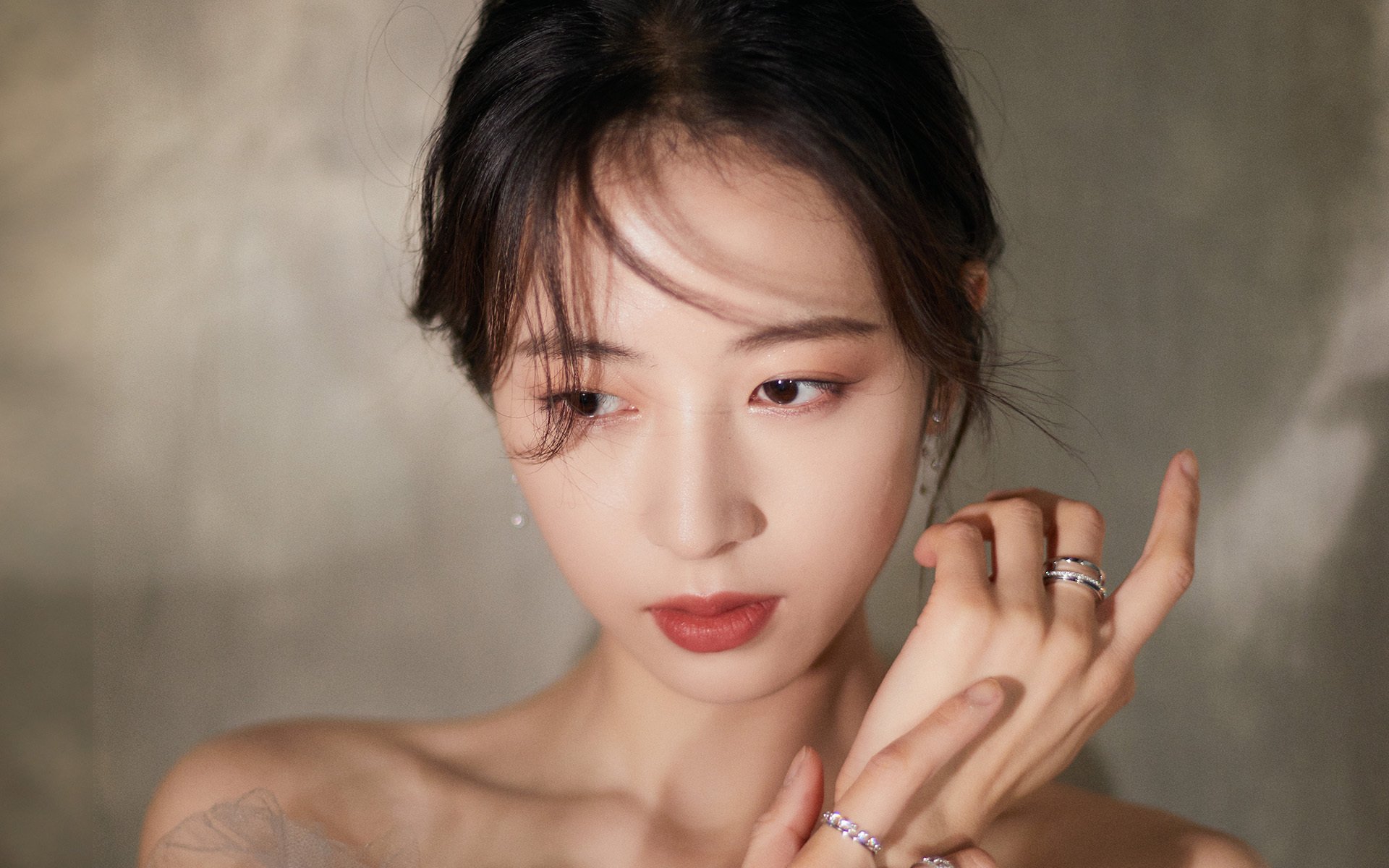 黑色闪电中的亚平宁心跳，尤文锋煞末节惊魂，喀麦隆悬崖边重生